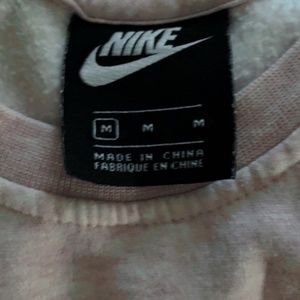 Nike sweat shirt